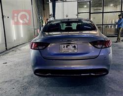 کرایسلەر 200